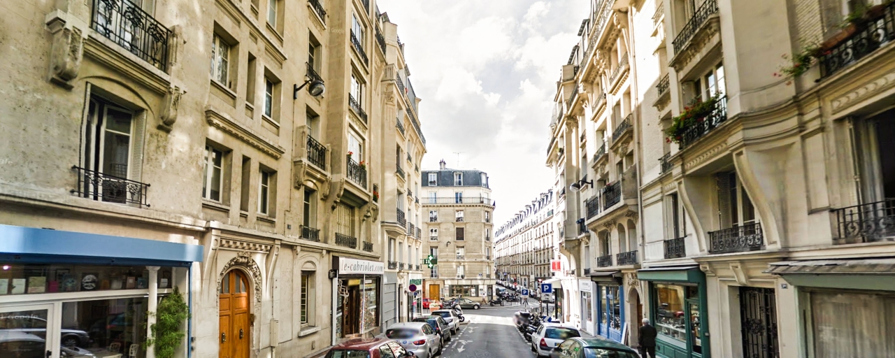 LOCATION COMMERCE