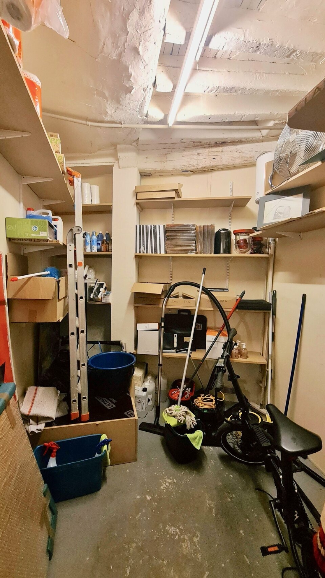 Photo 8 – location commerce	PARIS (75002)