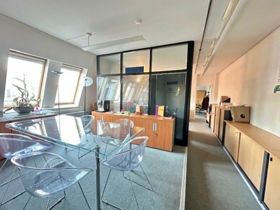 Photo 4 – location bureaux	PARIS (75011)
