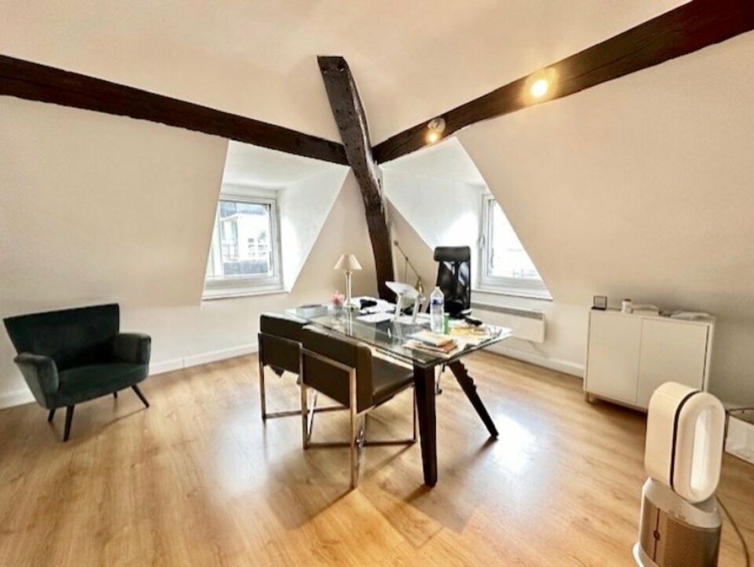 Photo 2 – location bureaux	PARIS (75009)