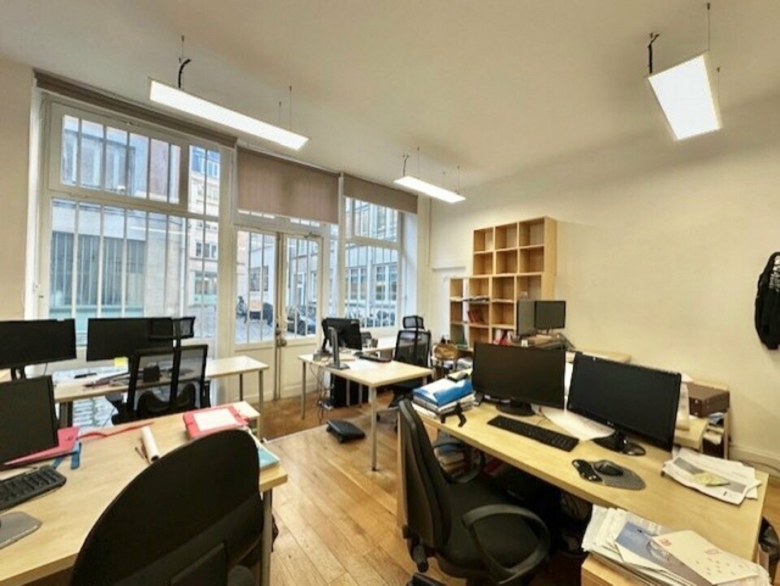 Photo 2 – location bureaux	PARIS (75011)