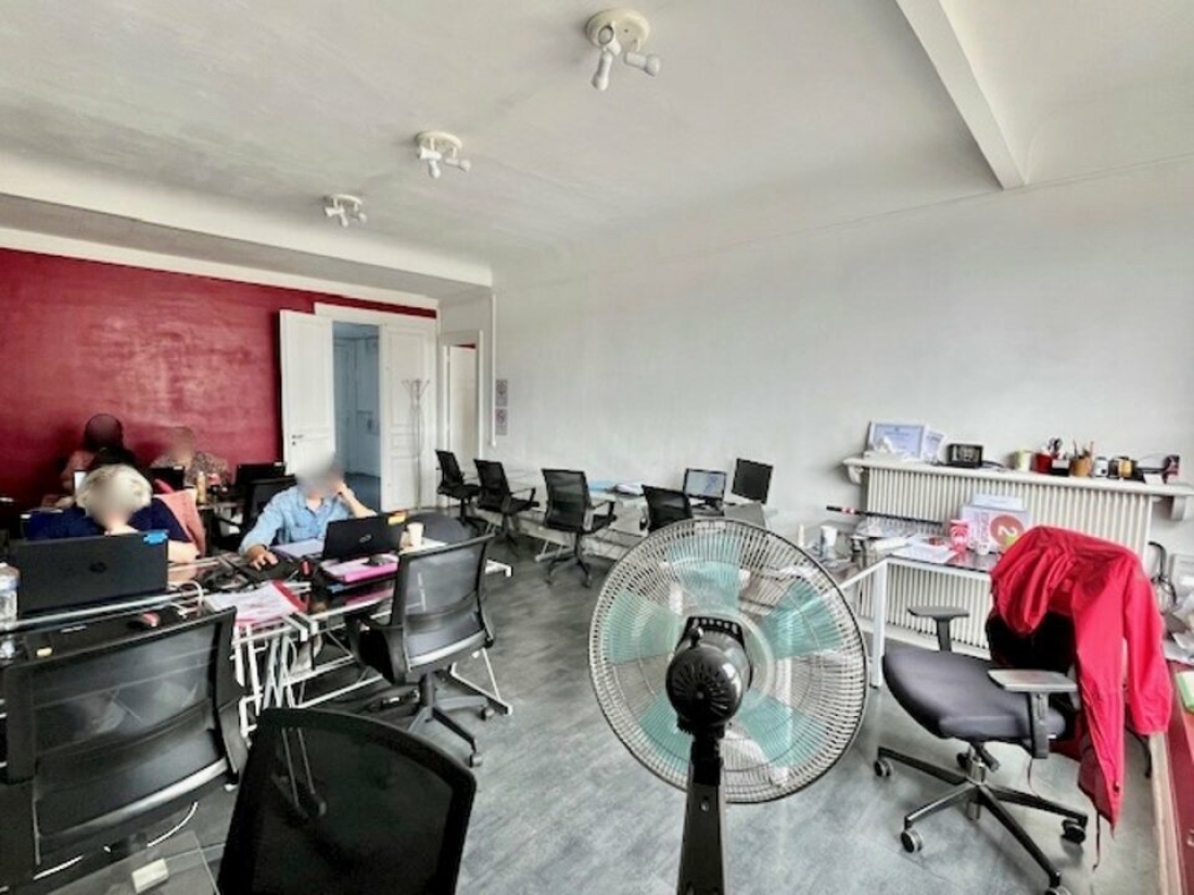 Photo 2 – location bureaux	PARIS (75009)