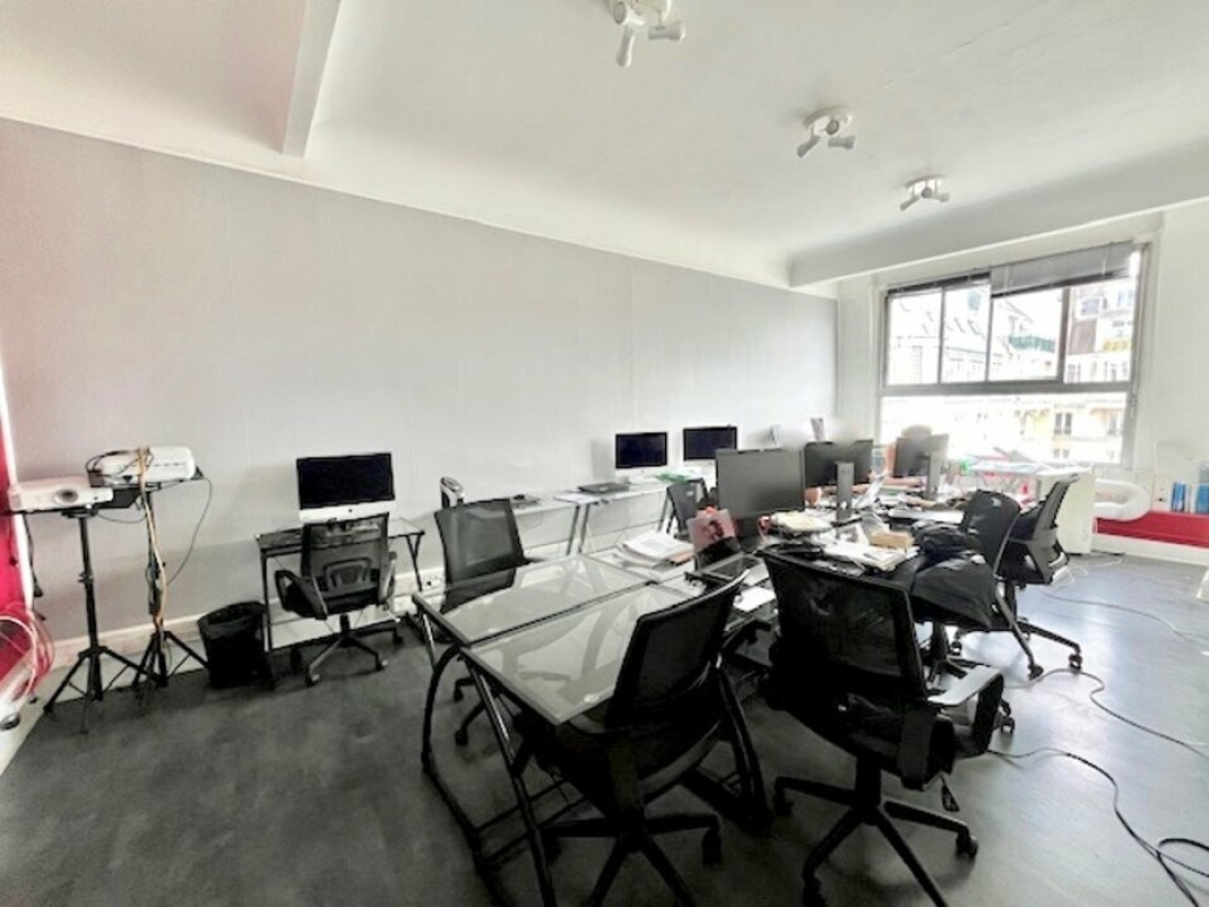 Photo 4 – location bureaux	PARIS (75009)
