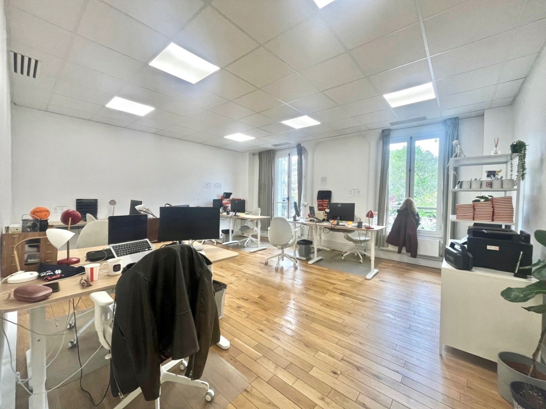 Photo 1 – location bureaux	PARIS (75009)