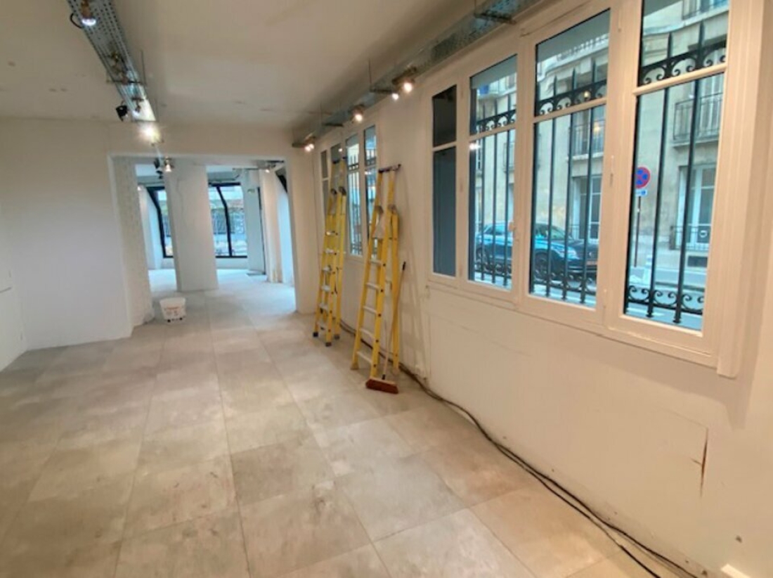 Photo 2 – location commerce	PARIS (75015)
