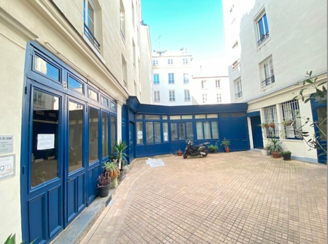 Photo 1 – location bureaux	PARIS (75010)
