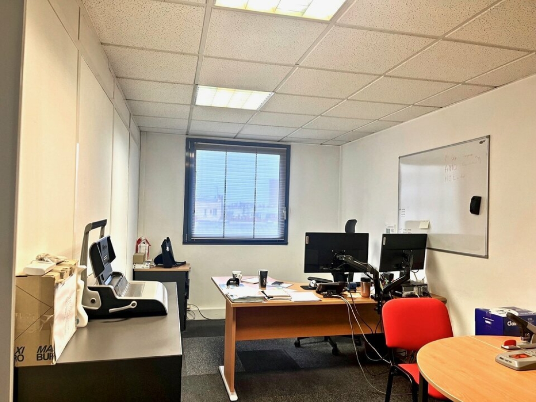 Photo 2 – location bureaux	PARIS (75014)