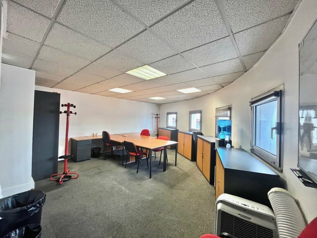 Photo 4 – location bureaux	PARIS (75014)
