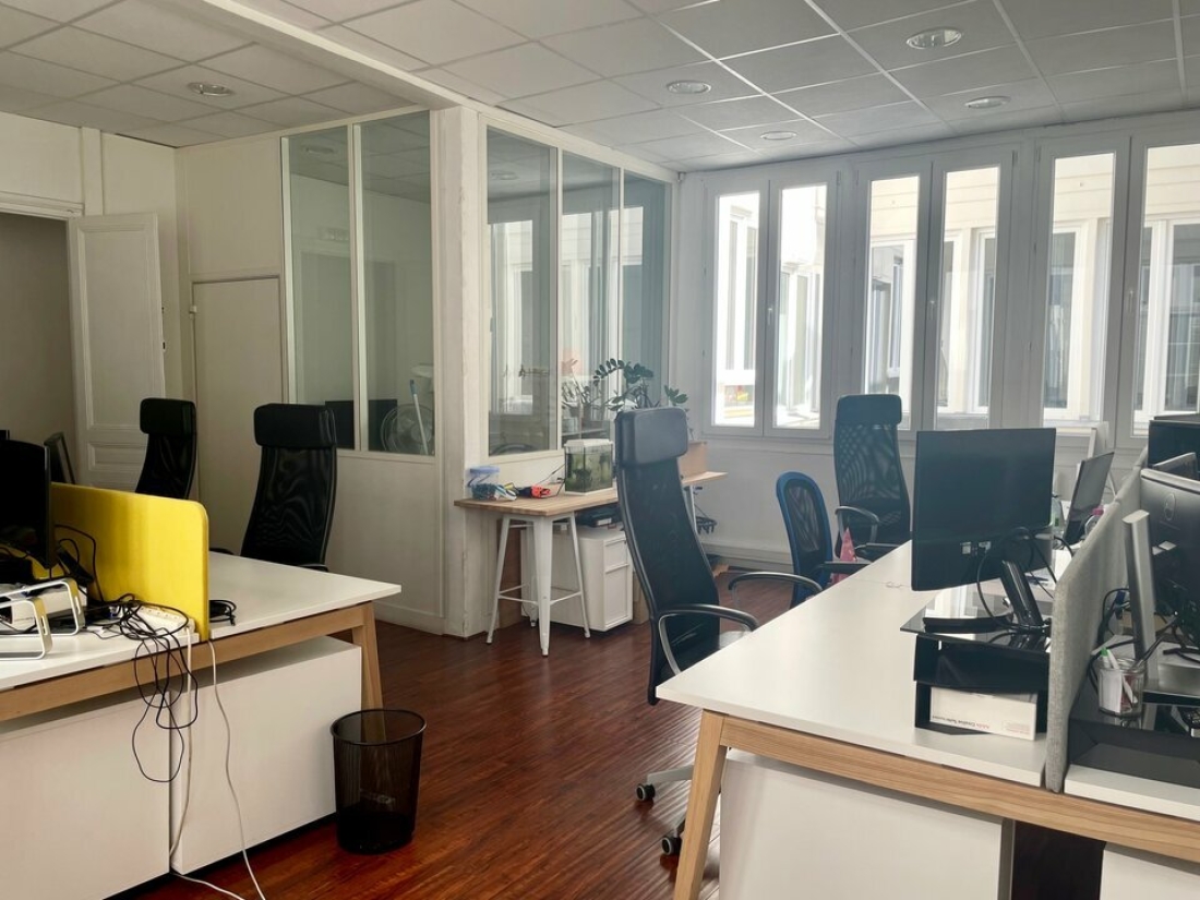 Photo 3 – location bureaux	PARIS (75010)