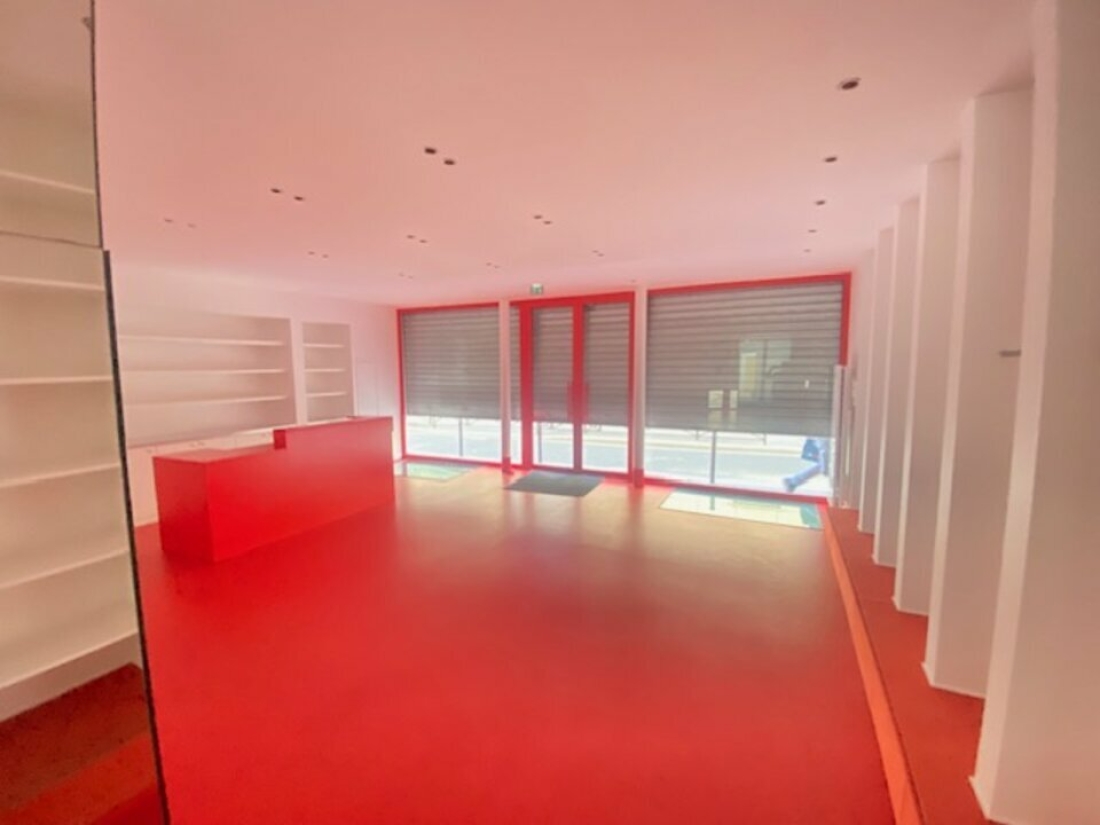 Photo 3 – location commerce	PARIS (75010)
