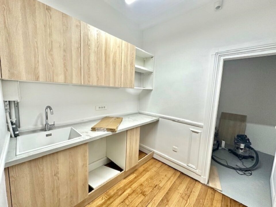 Photo 10 – location bureaux	PARIS (75009)