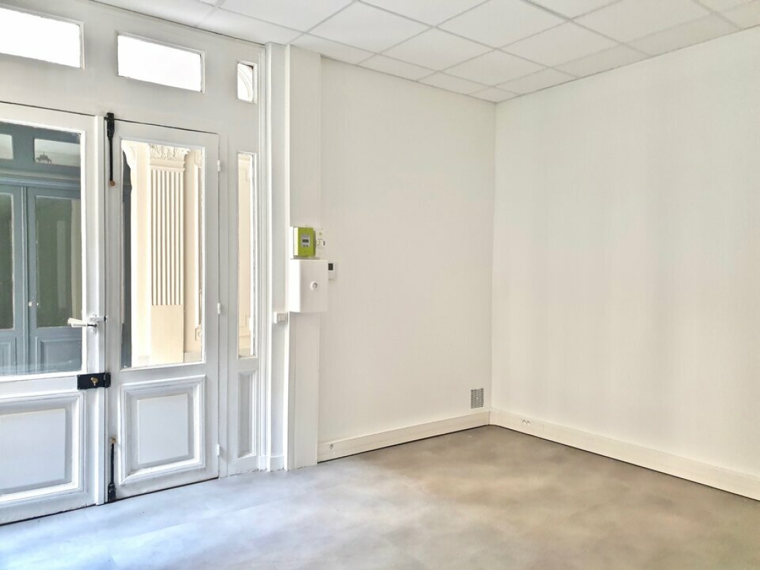 Photo 2 – location bureaux	PARIS (75008)