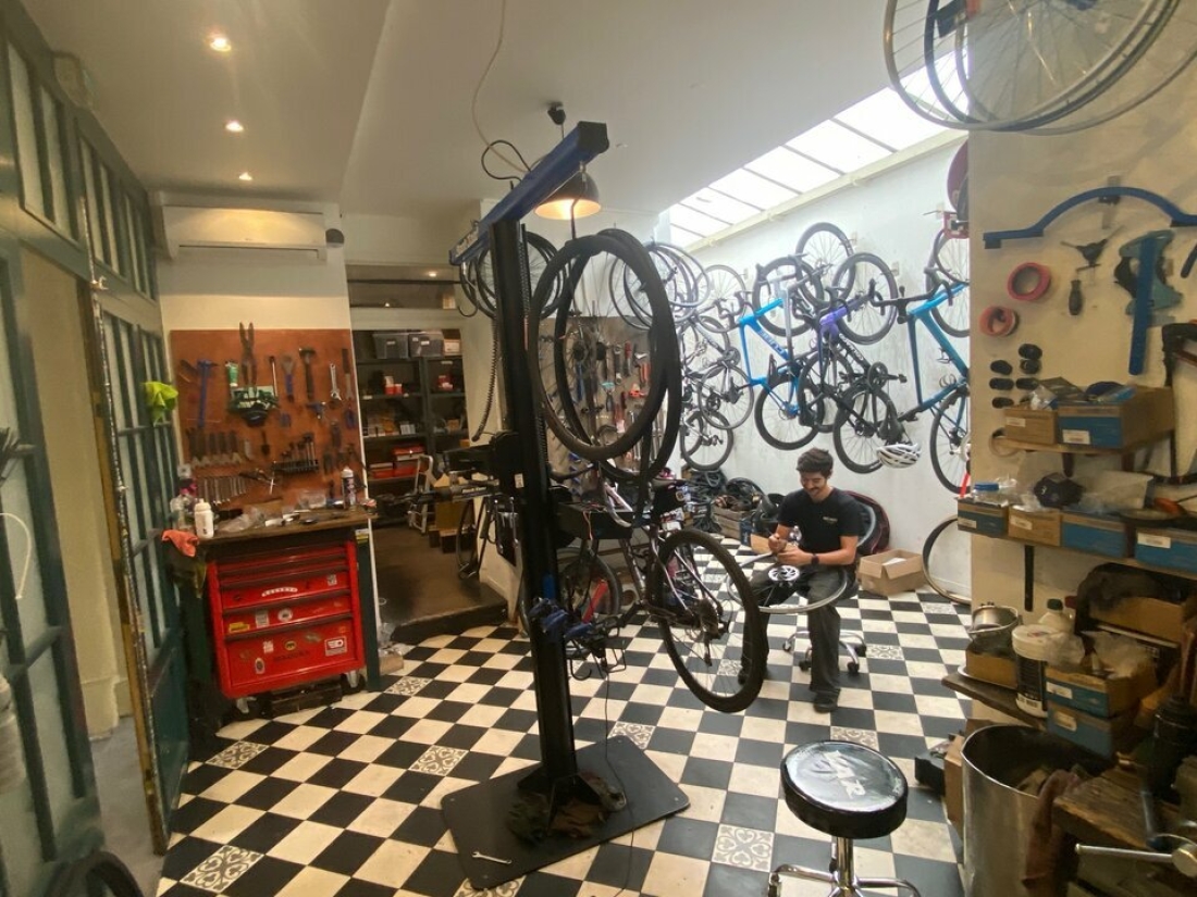 Photo 4 – location commerce	PARIS (75009)