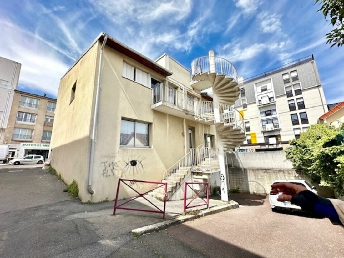 Photo 11 – vente bureaux	BEZONS (95870)