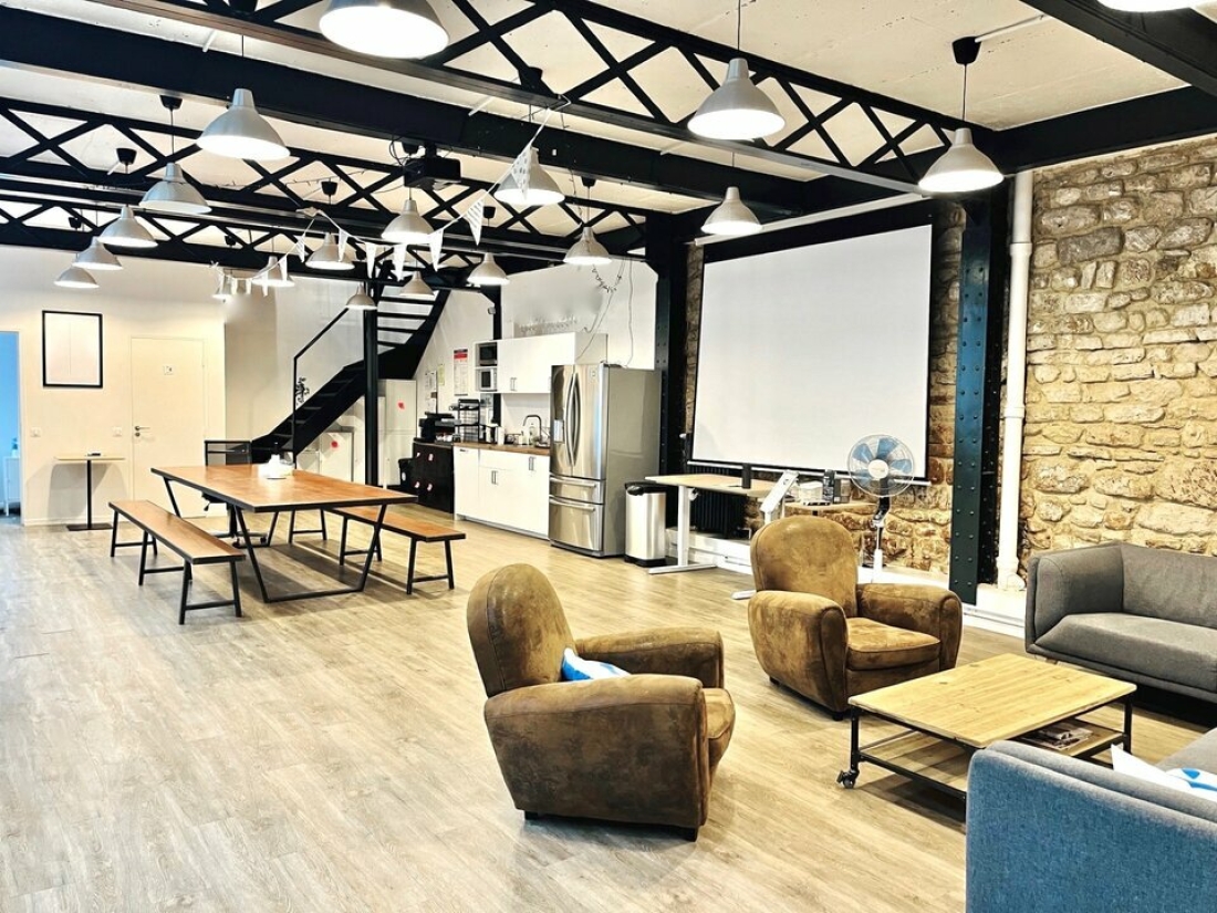 Photo 1 – location bureaux	PARIS (75011)