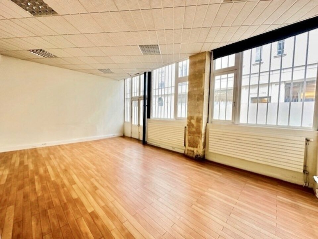 Photo 2 – location bureaux	PARIS (75011)