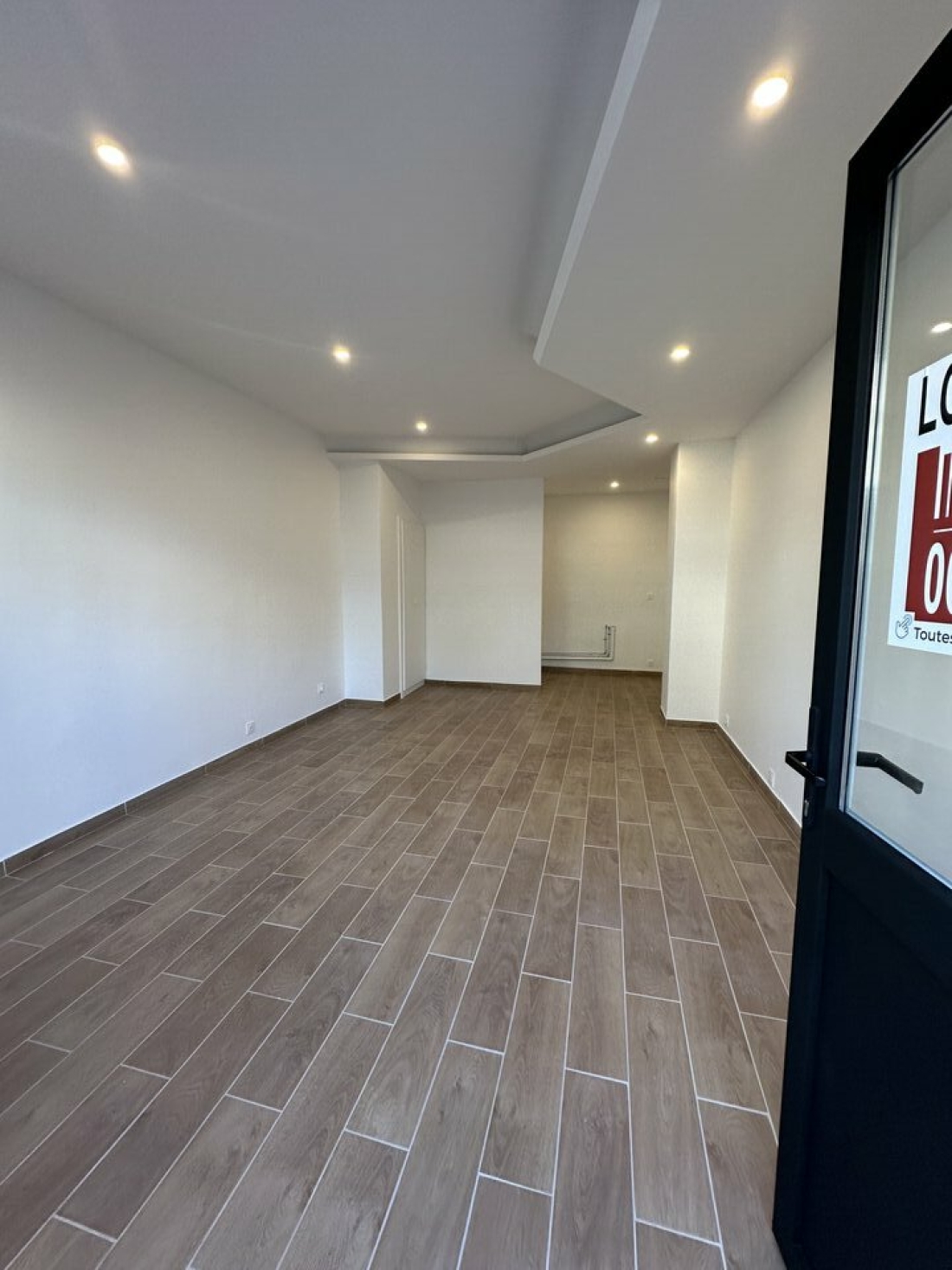 Photo 1 – location bureaux	SAINT-MAUR-DES-FOSSÉS (94100)