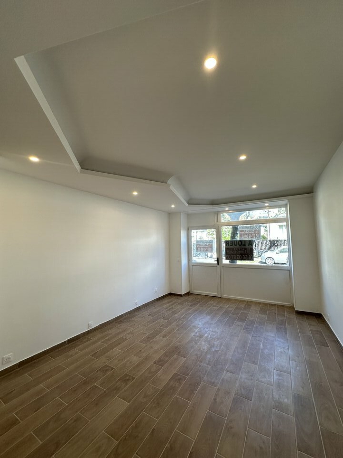 Photo 2 – location bureaux	SAINT-MAUR-DES-FOSSÉS (94100)