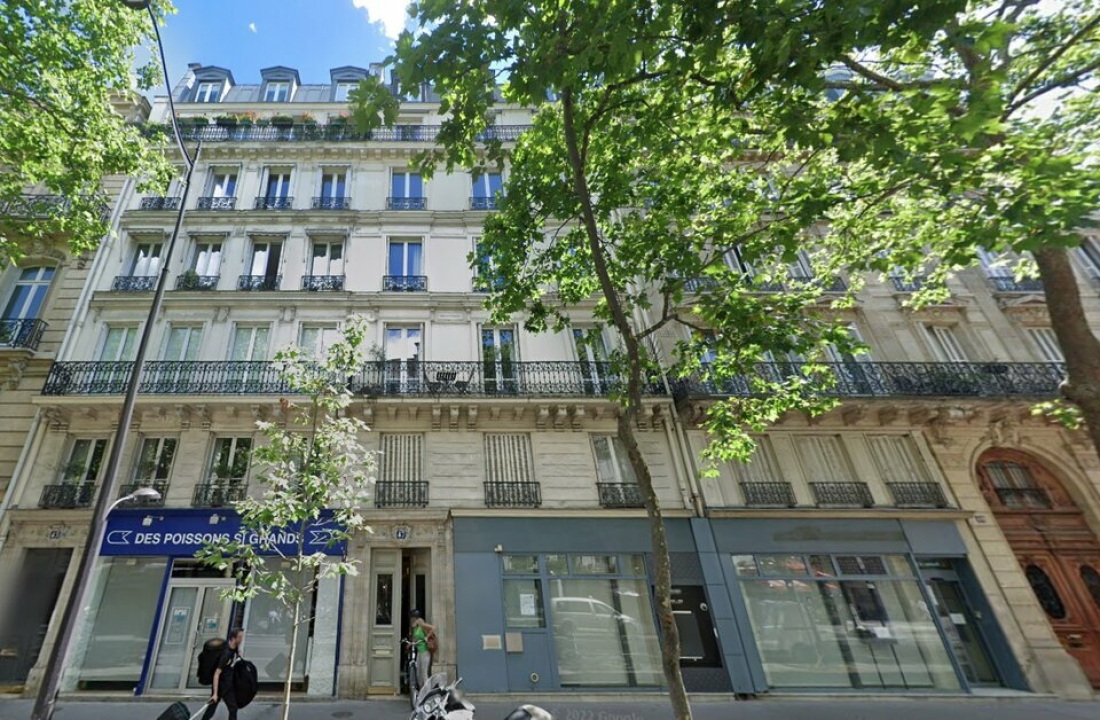 Photo 1 – location commerce	PARIS (75007)