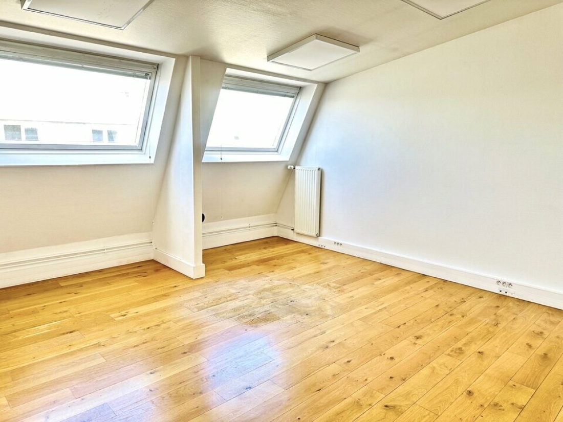 Photo 3 – location bureaux	PARIS (75002)