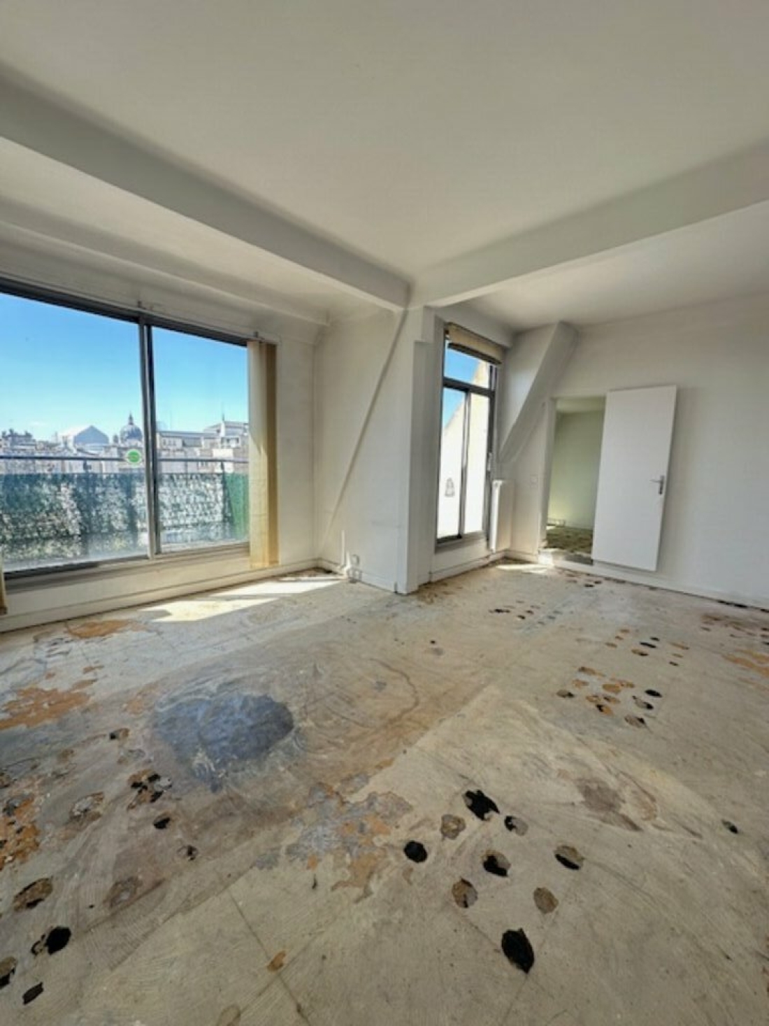 Photo 2 – location bureaux	PARIS (75009)