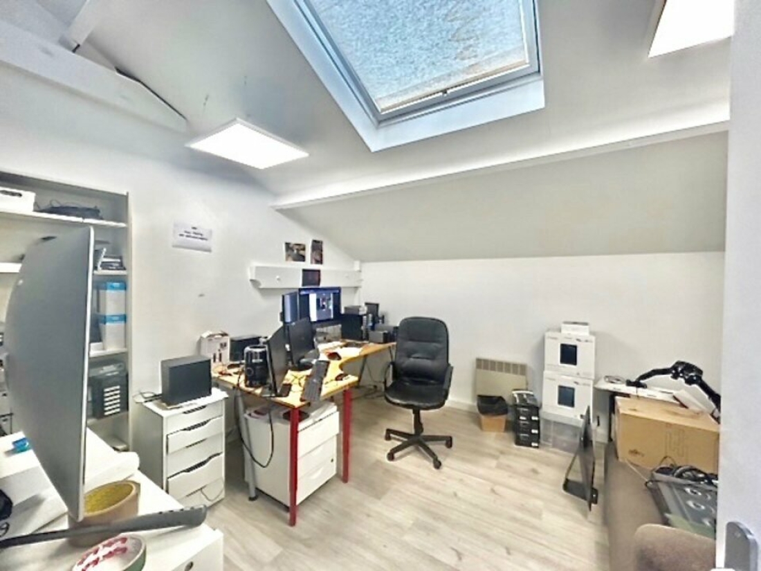Photo 3 – location bureaux	PARIS (75011)