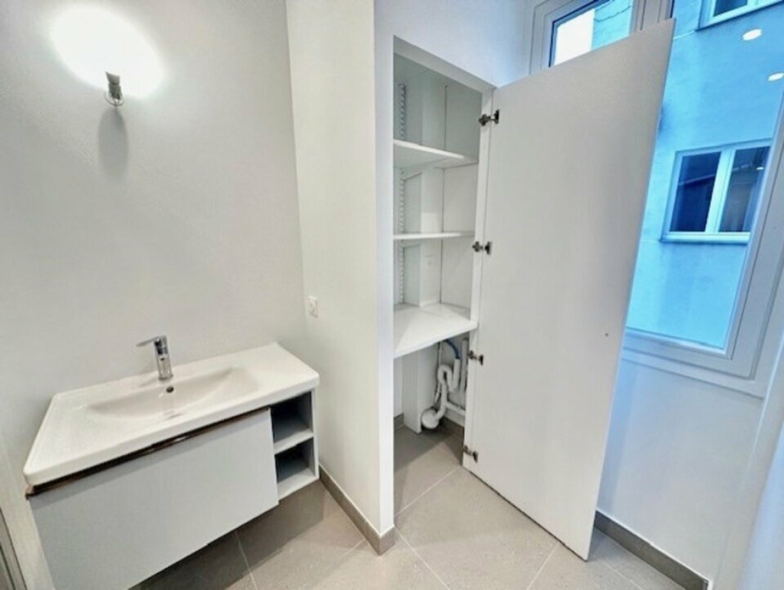 Photo 11 – location bureaux	PARIS (75011)