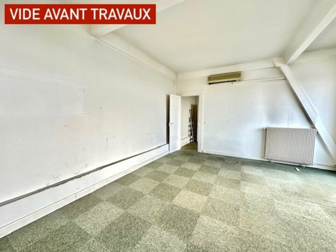 Photo 2 – location bureaux	PARIS (75009)