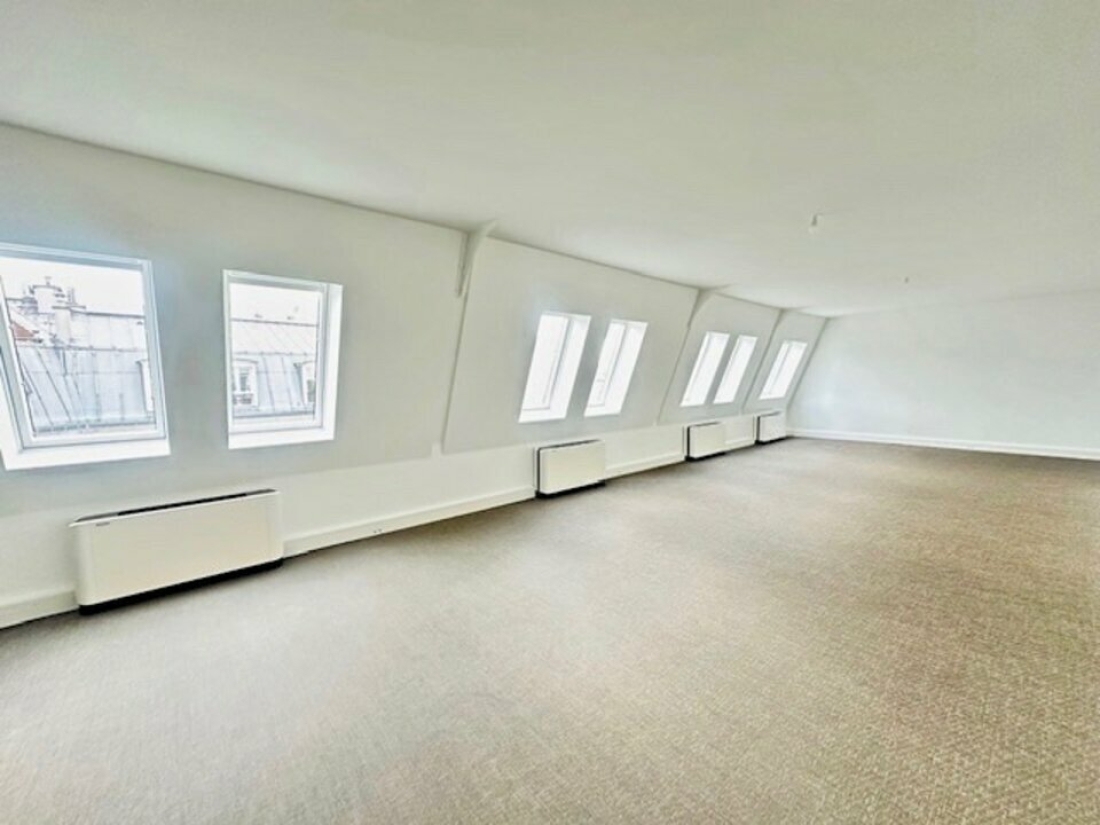 Photo 5 – location bureaux	PARIS (75011)