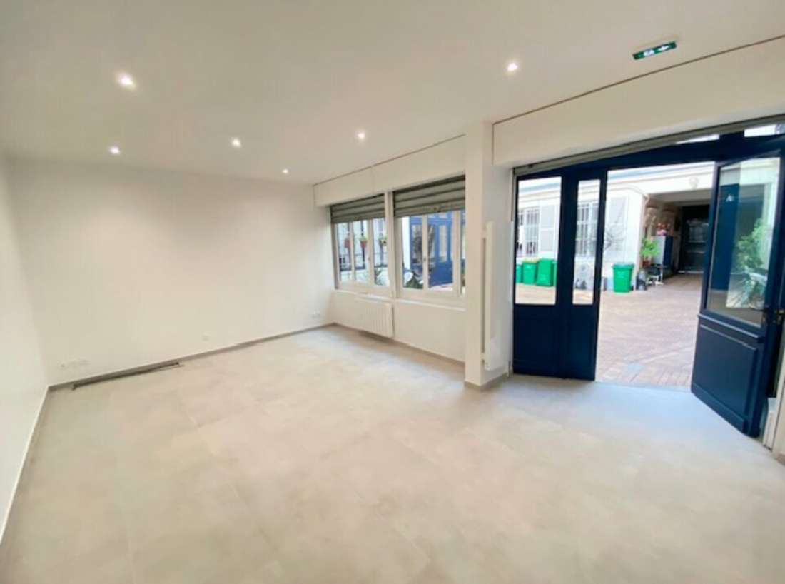 Photo 1 – location bureaux	PARIS (75010)