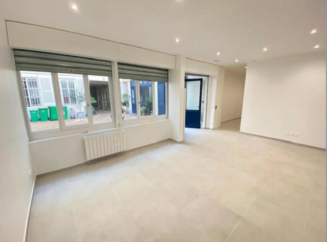 Photo 2 – location bureaux	PARIS (75010)