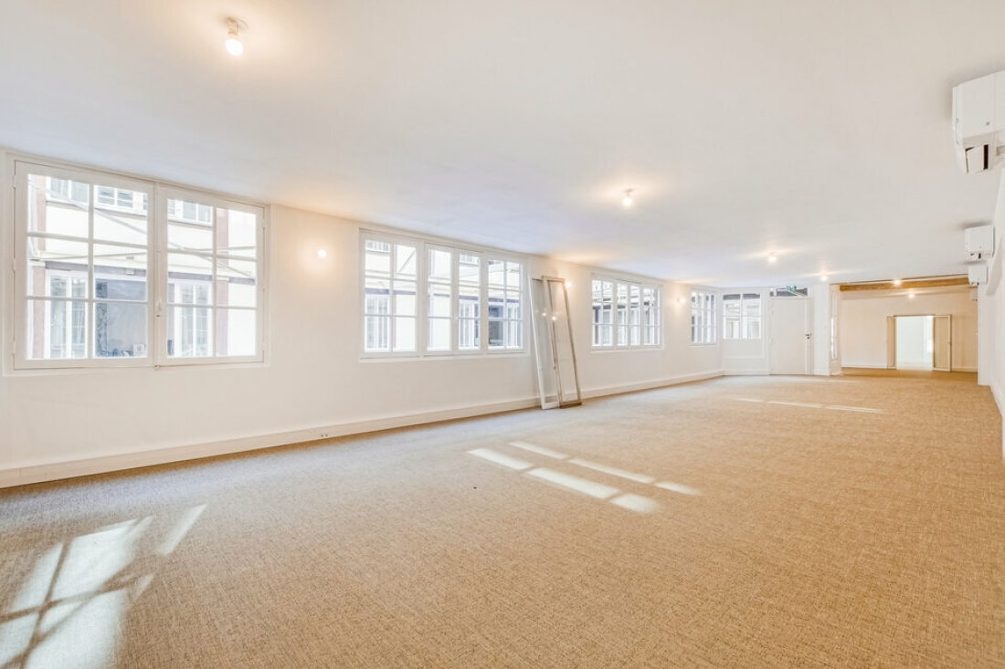 Photo 2 – location bureaux	PARIS (75011)
