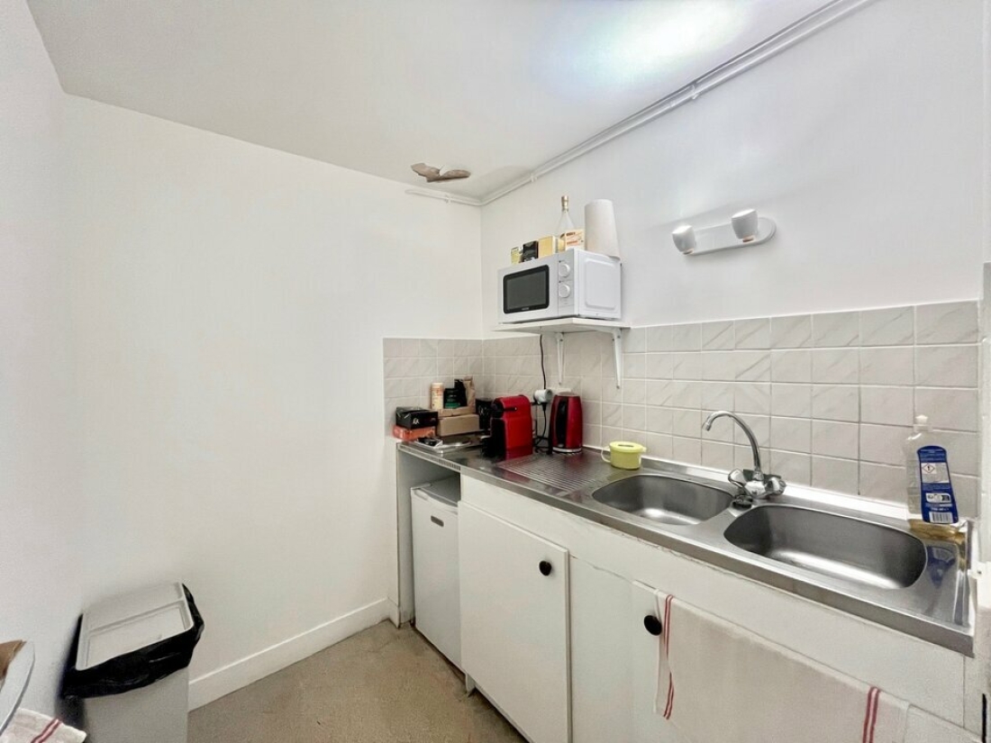 Photo 9 – location bureaux	PARIS (75009)