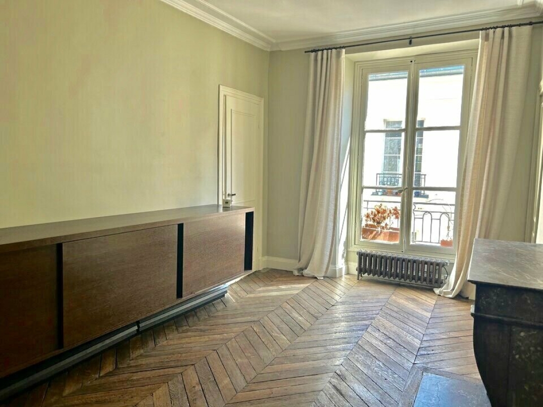 Photo 3 – location bureaux	PARIS (75002)