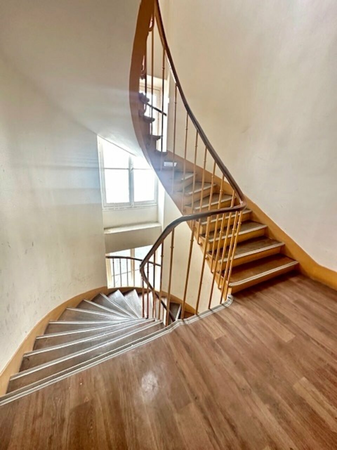 Photo 10 – location bureaux	PARIS (75011)