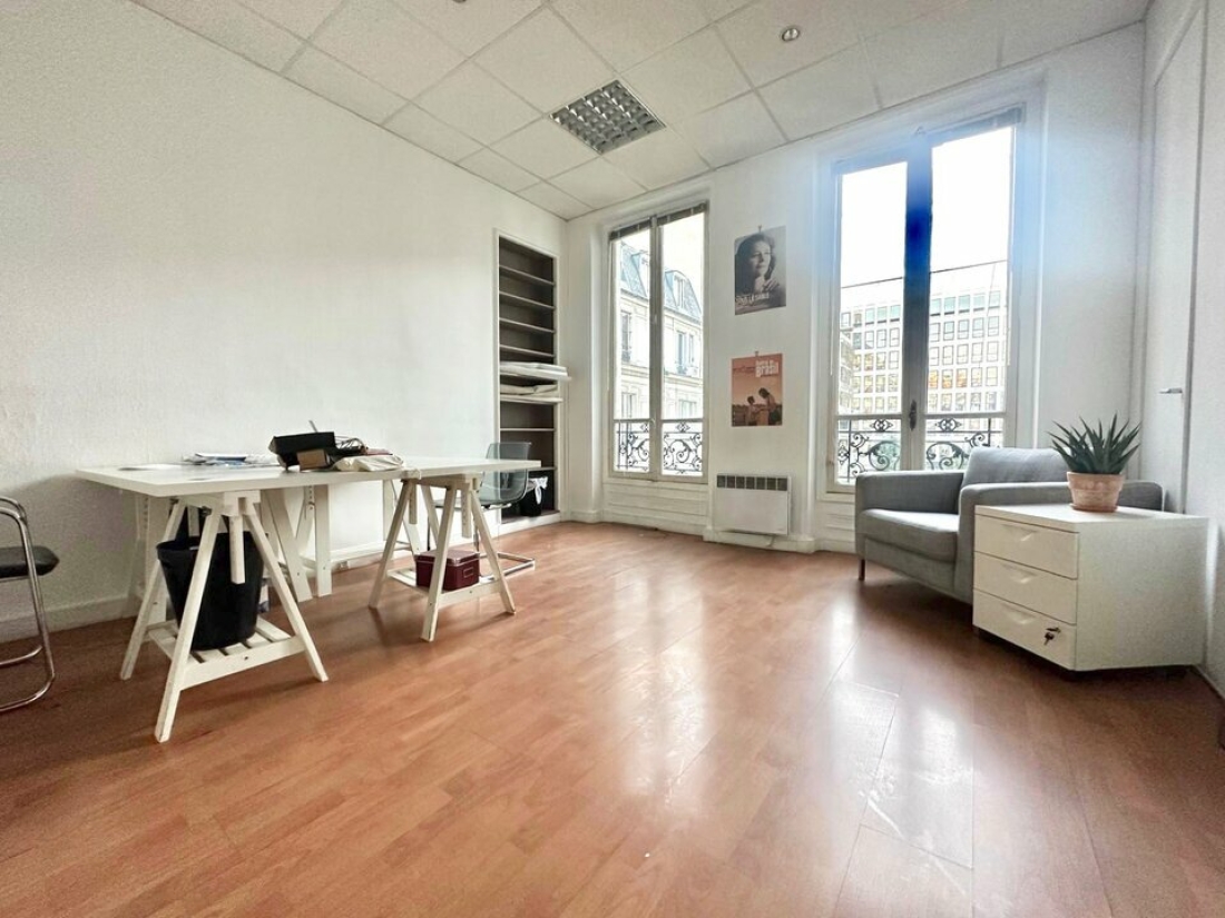 Photo 2 – location bureaux	PARIS (75008)