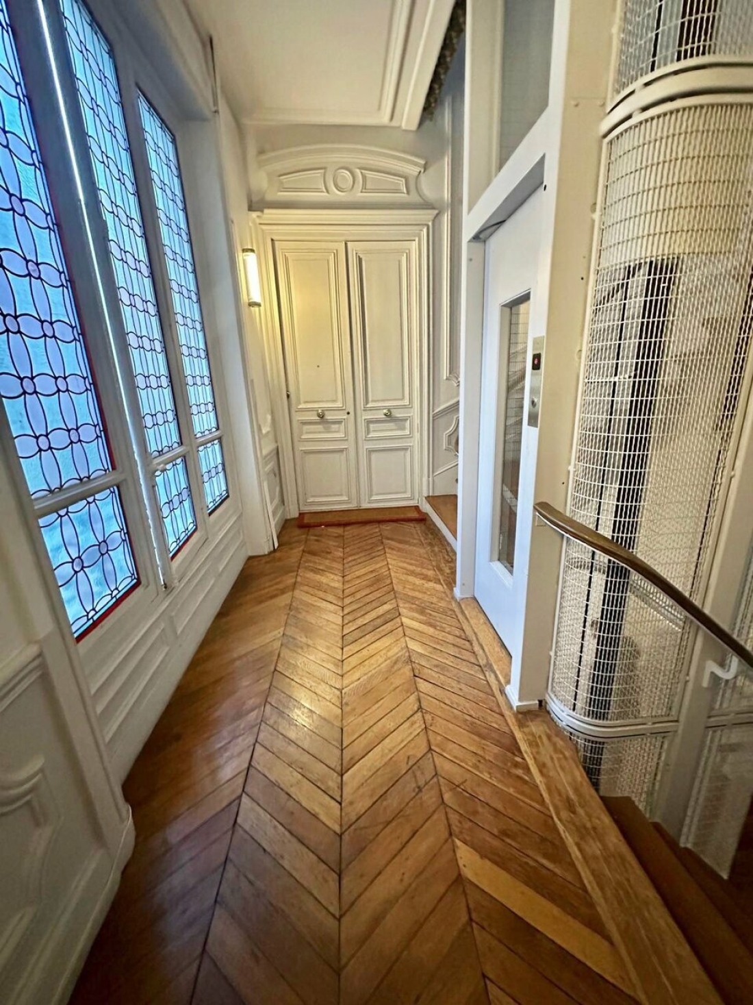 Photo 5 – location bureaux	PARIS (75008)