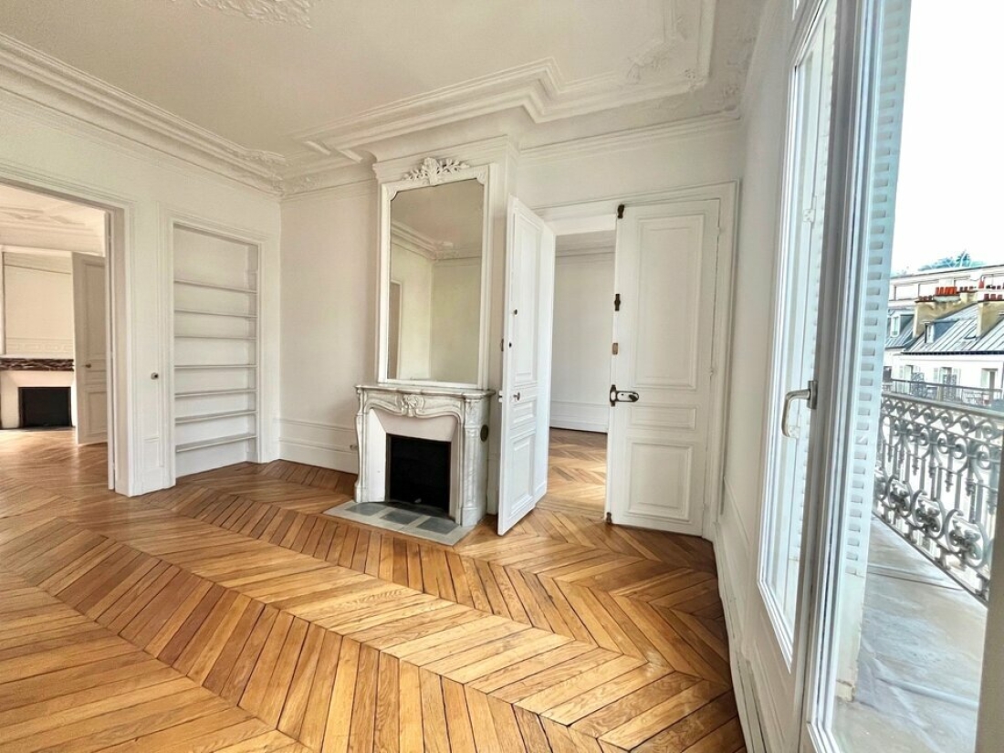 Photo 3 – location bureaux	PARIS (75008)
