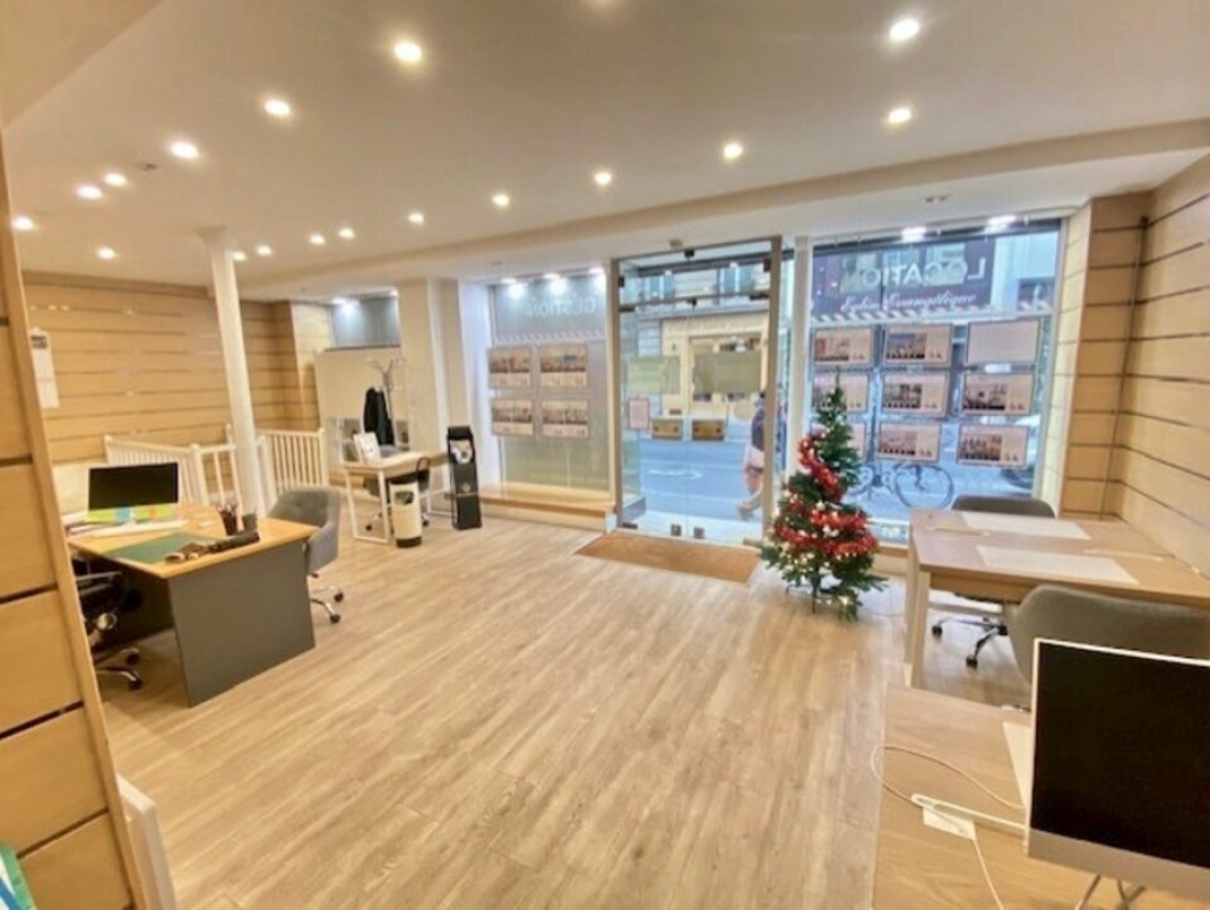 Photo 1 – location commerce	PARIS (75011)