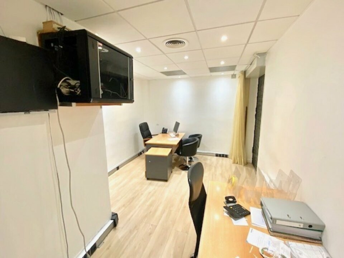 Photo 6 – location commerce	PARIS (75011)