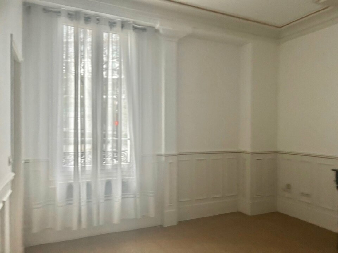 Photo 10 – vente bureaux	PARIS (75017)
