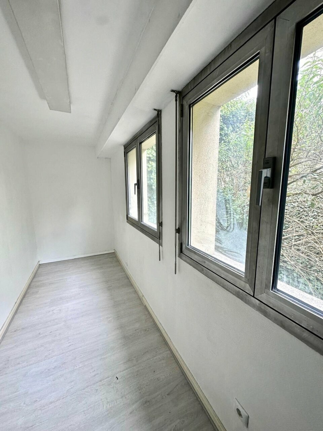 Photo 2 – location bureaux	SAINT MAUR DES FOSSES (94100)