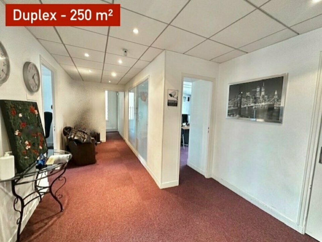 Photo 1 – location bureaux	PARIS (75002)