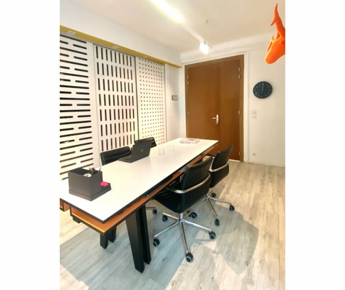 Photo 1 – location bureaux	PARIS (75008)
