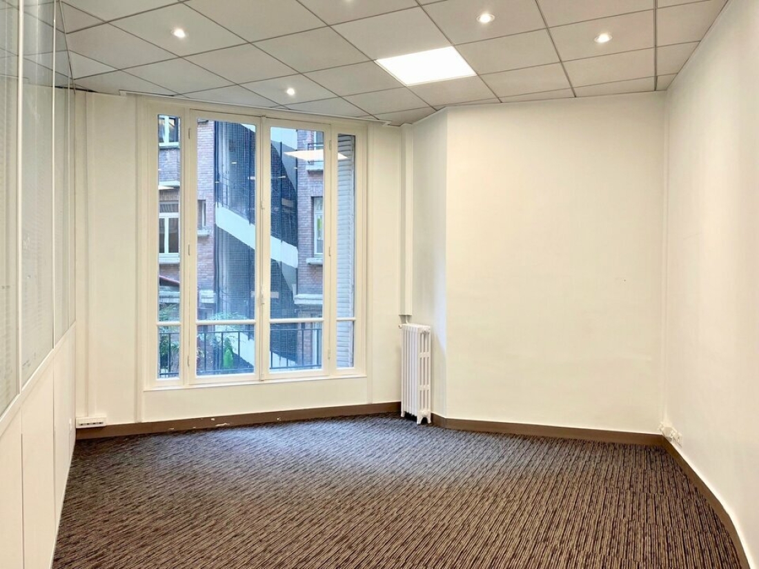 Photo 5 – location bureaux	PARIS (75008)