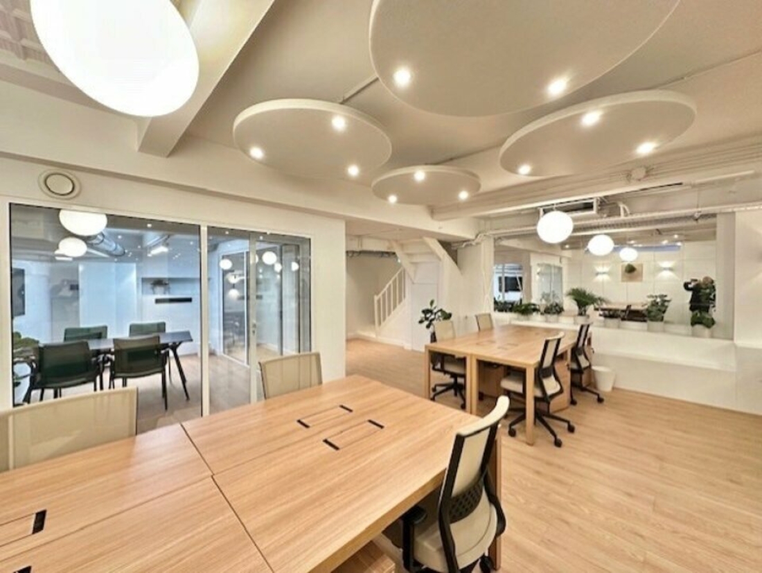 Photo 2 – location bureaux	PARIS (75009)