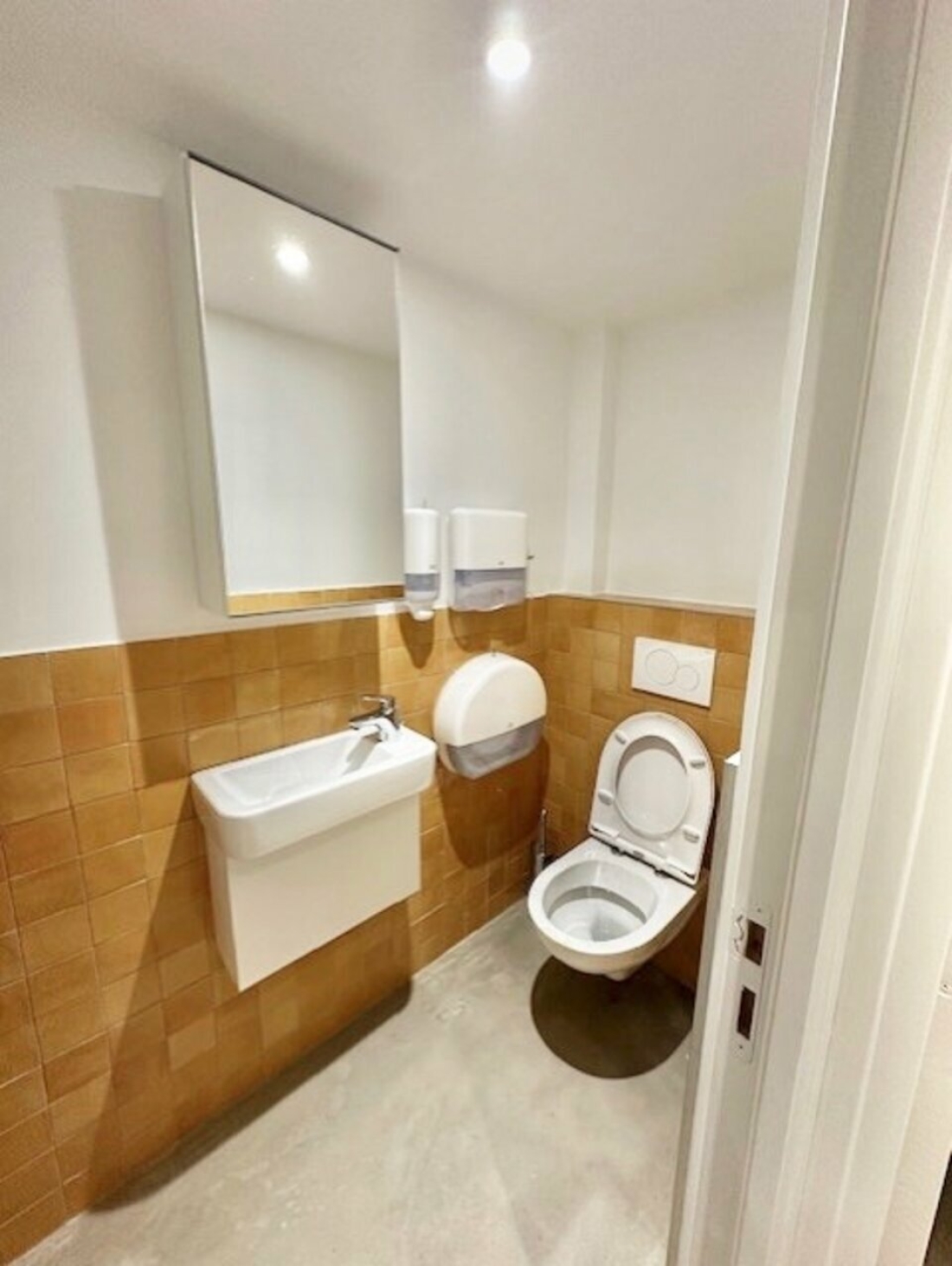 Photo 11 – location bureaux	PARIS (75009)