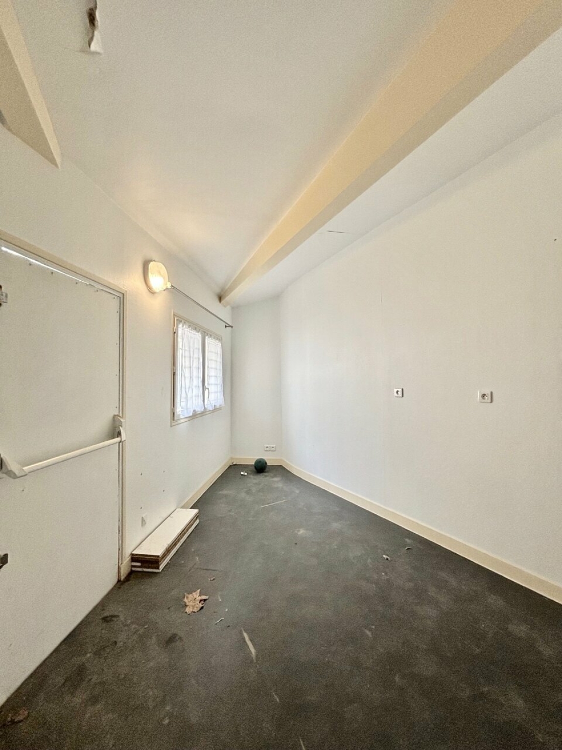 Photo 4 – vente commerce	PARIS (75012)