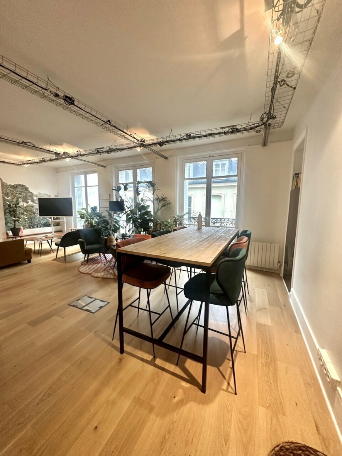 Photo 2 – location bureaux	PARIS (75003)