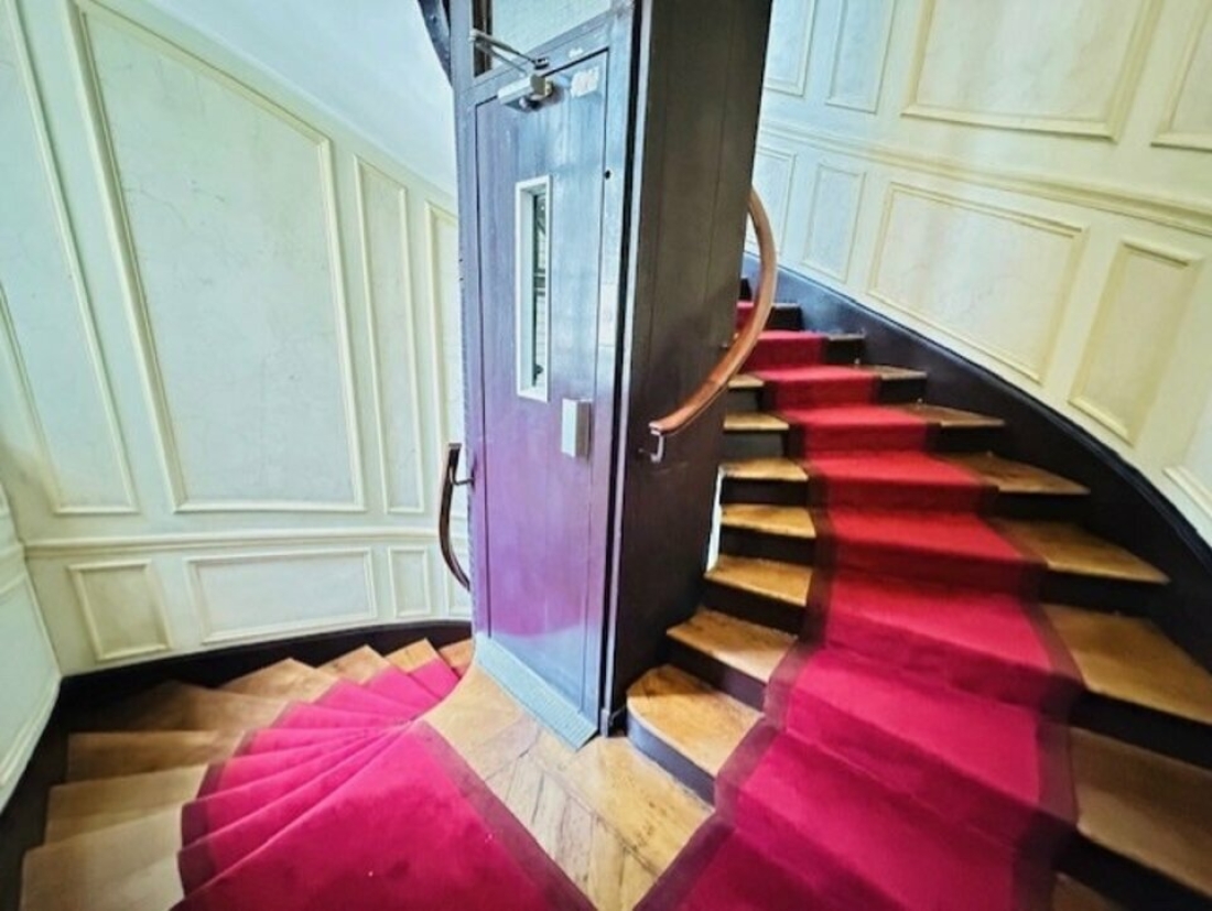 Photo 8 – location bureaux	PARIS (75008)